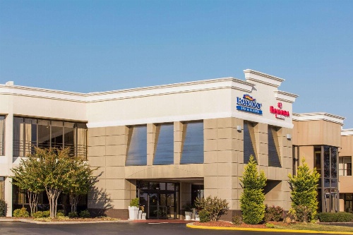 Baymont by Wyndham Fayetteville Fort Bragg Area image 1