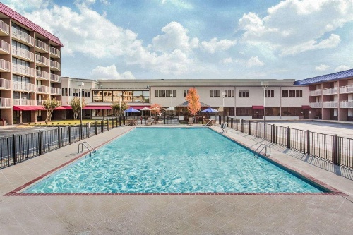 Baymont by Wyndham Fayetteville Fort Bragg Area image 13
